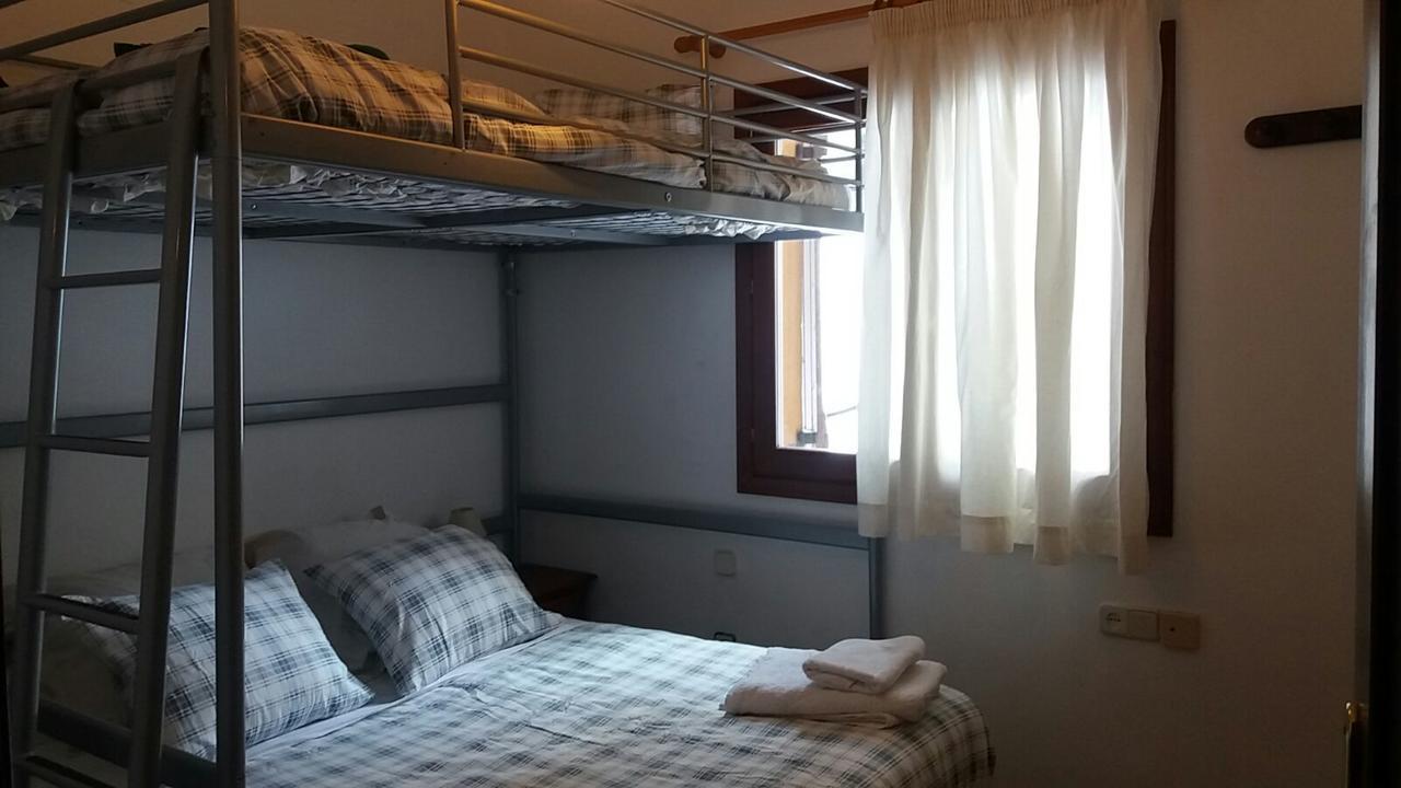 Apartamentos Tanau Бакейра-Берет Экстерьер фото